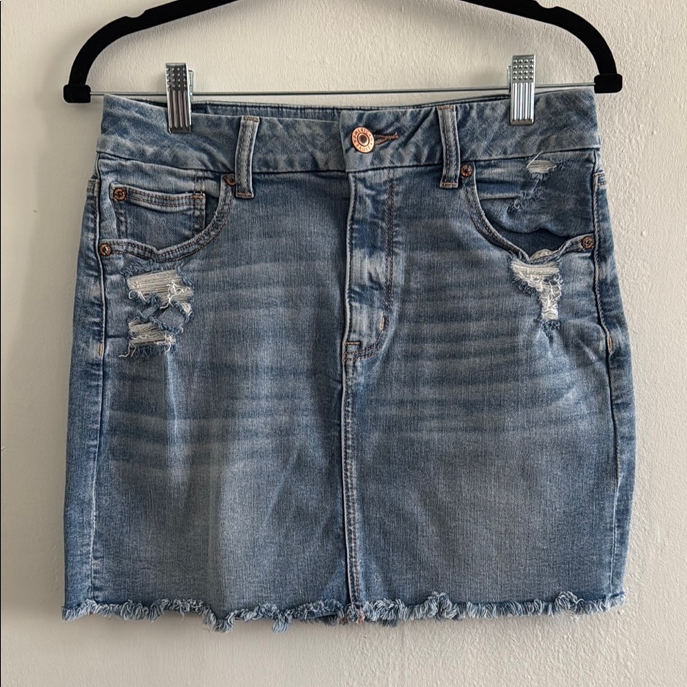 AE Curvy Hi-Rise Mini Denim Distressed Mini Skirt